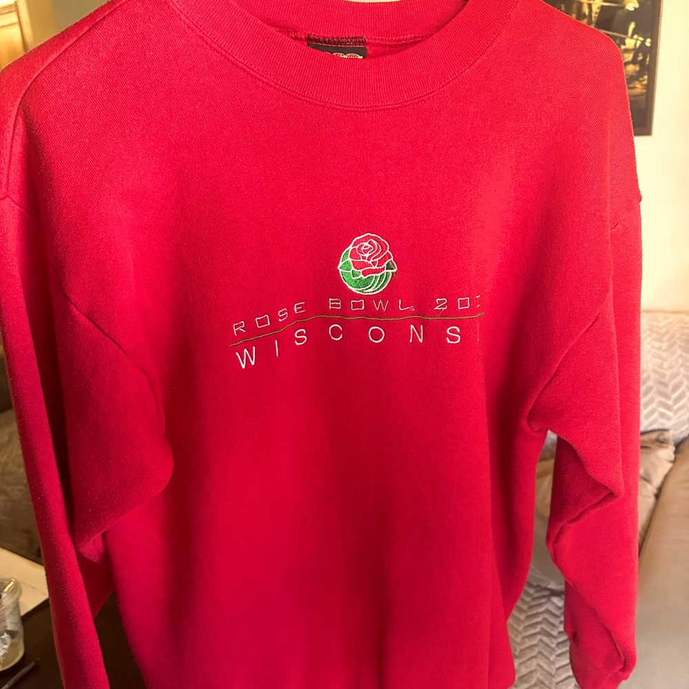 Wisconsin Rose Bowl 2000 Vintage Sweater